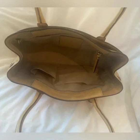 Vtg Coach Classic Madeline Tote Satchel Handbag Beige/Yellow Great Condition - Picture 4 of 12